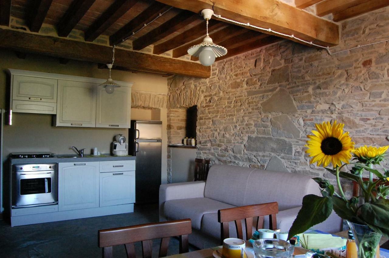 Appartamenti Cenni - Relais Su Lago Varsi Exteriör bild